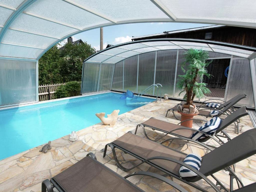 Ferienwohnung Ripa Erzgebirge In Schwarzenberg シュヴァルツェンベルク エクステリア 写真
