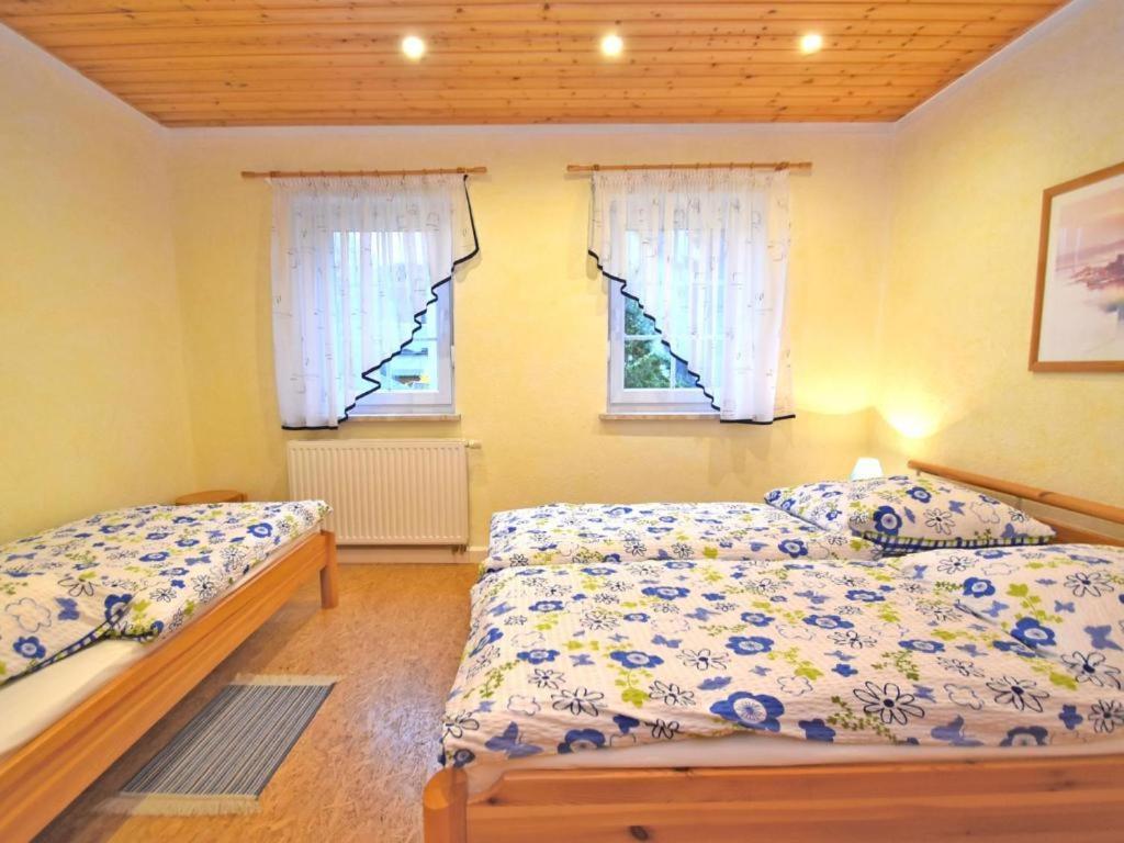 Ferienwohnung Ripa Erzgebirge In Schwarzenberg シュヴァルツェンベルク エクステリア 写真